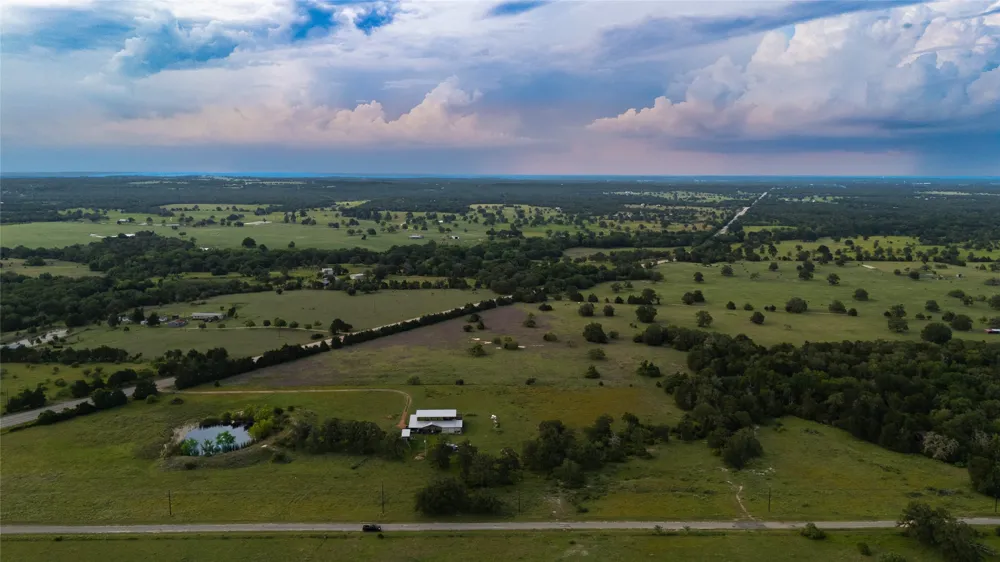 1395 S Highway 95 Smithville, TX 78957