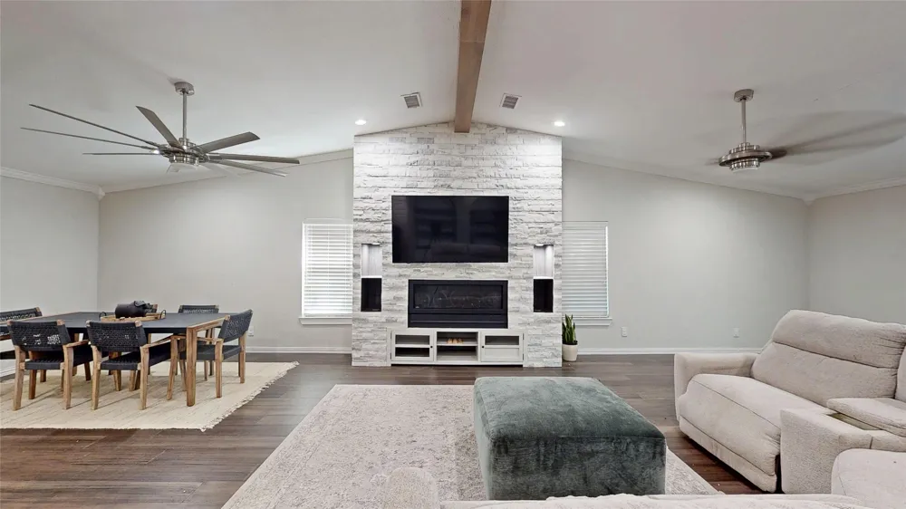 438 Willow Springs Drive Coppell, TX 75019