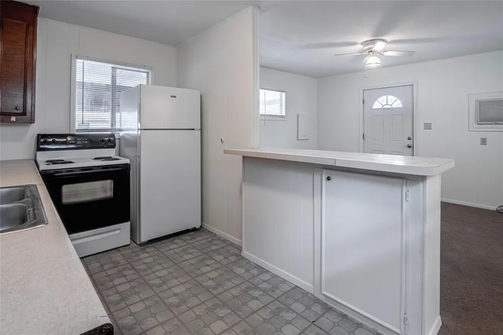 137 Lee Lane Trinity, TX 75862