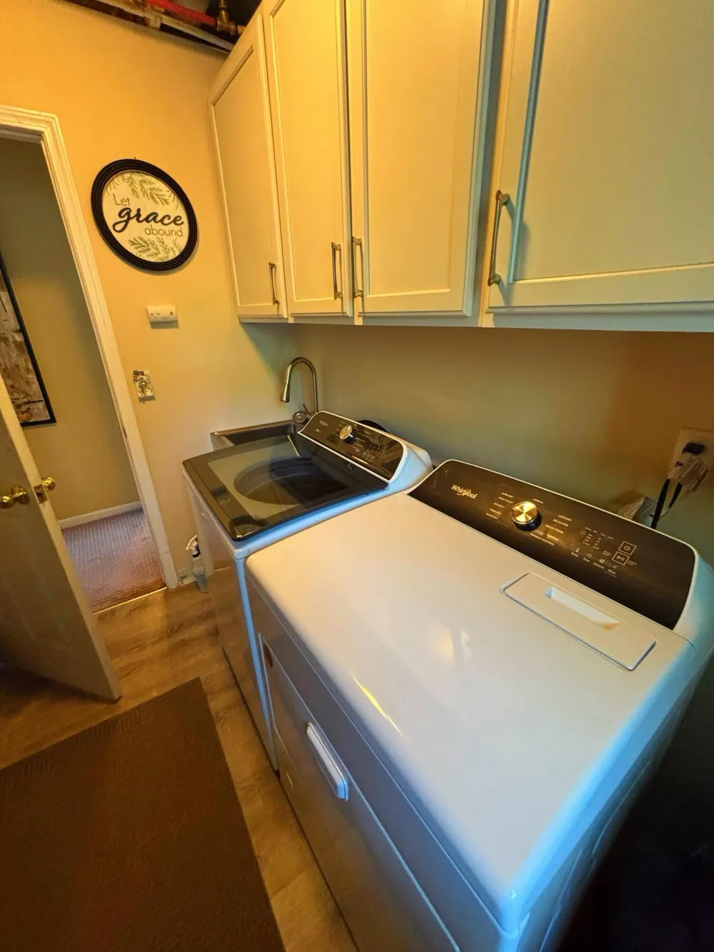 558 Thornhill Court Belleville, MI 48111