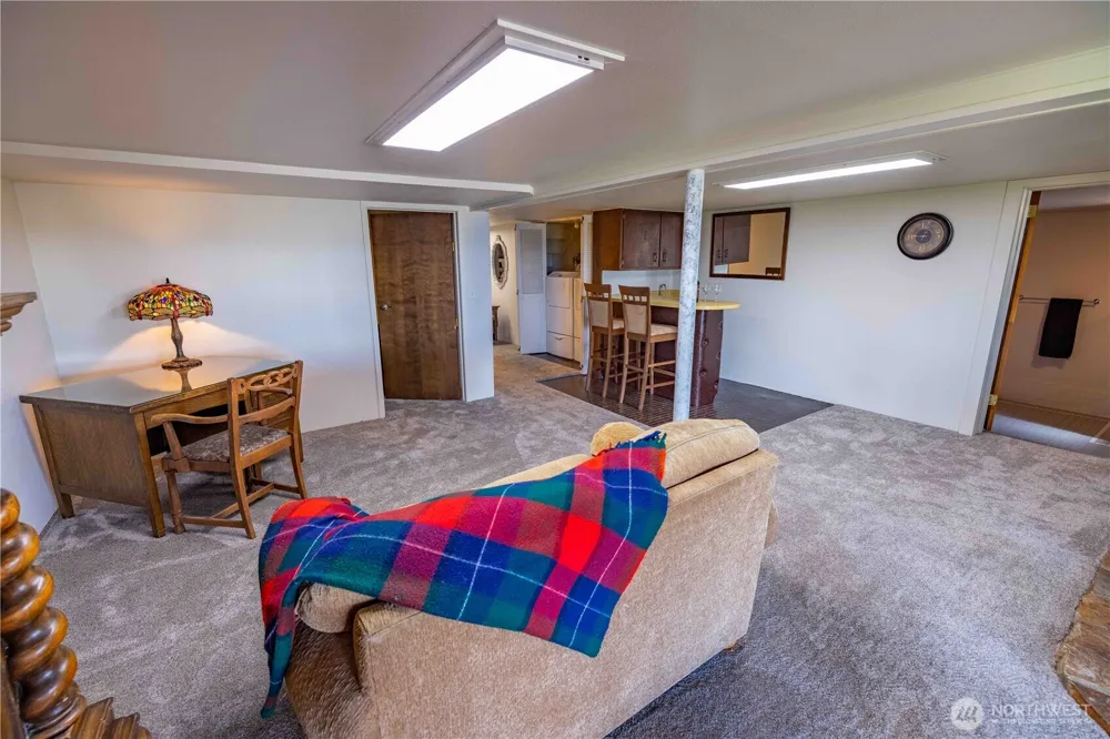 100 Omak Airport Road Omak, WA 98841