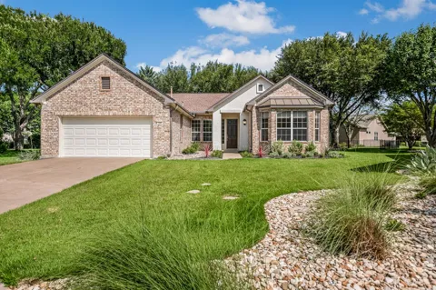105 Stetson Circle