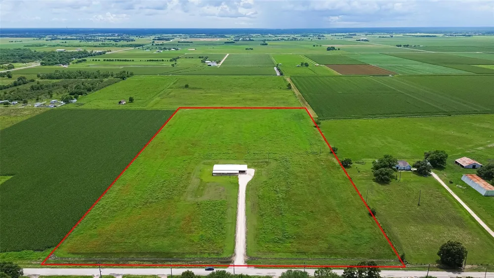 8430 Altimore Road Needville, TX 77461