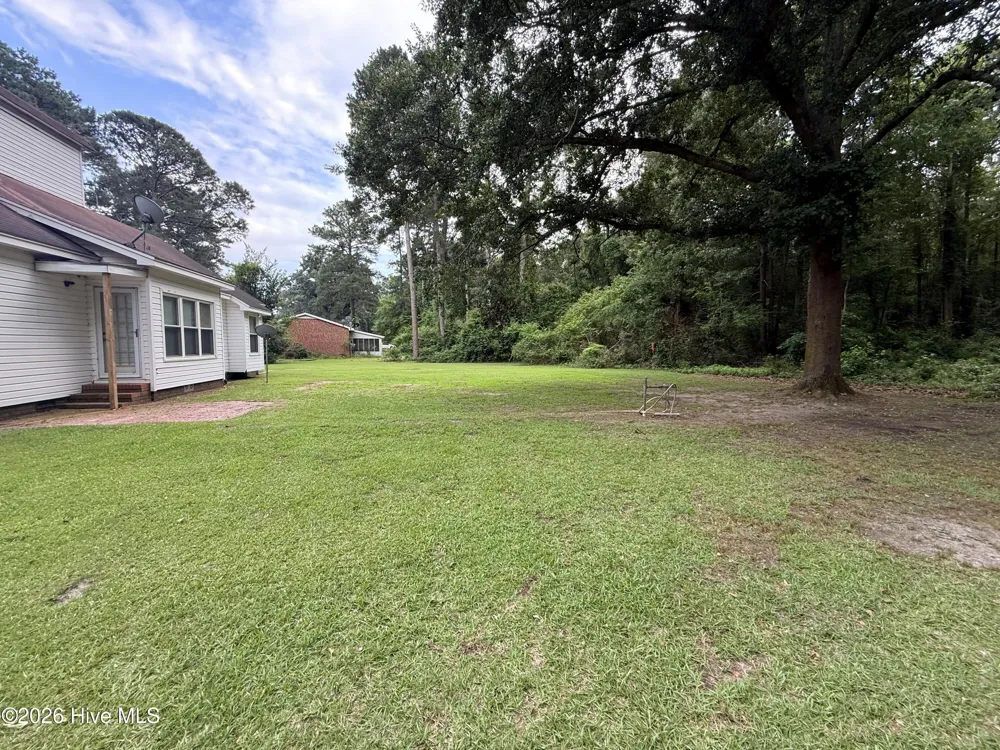 12040 Mccormick Drive Maxton, NC 28364