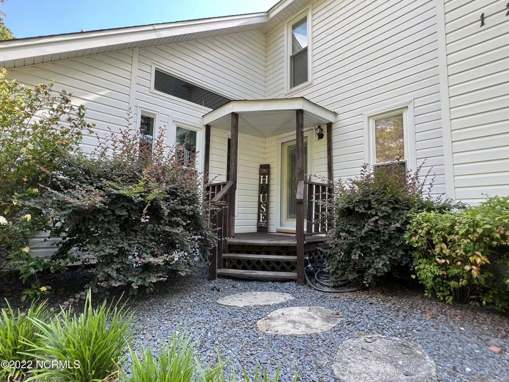 12040 Mccormick Drive Maxton, NC 28364
