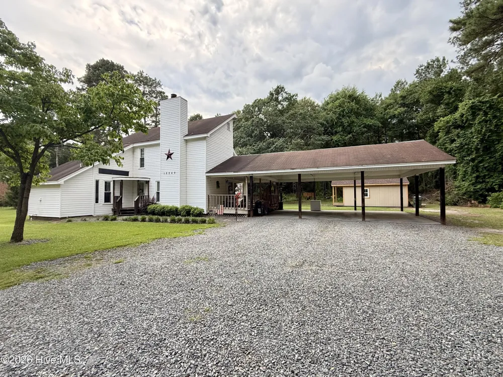 12040 Mccormick Drive Maxton, NC 28364