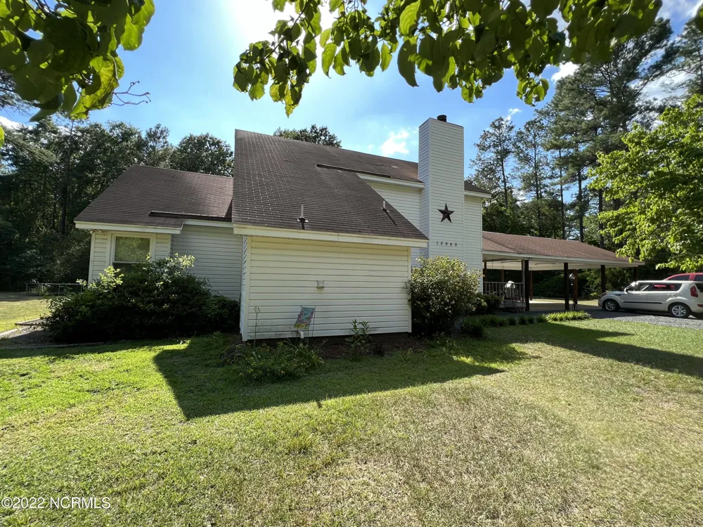 12040 Mccormick Drive Maxton, NC 28364