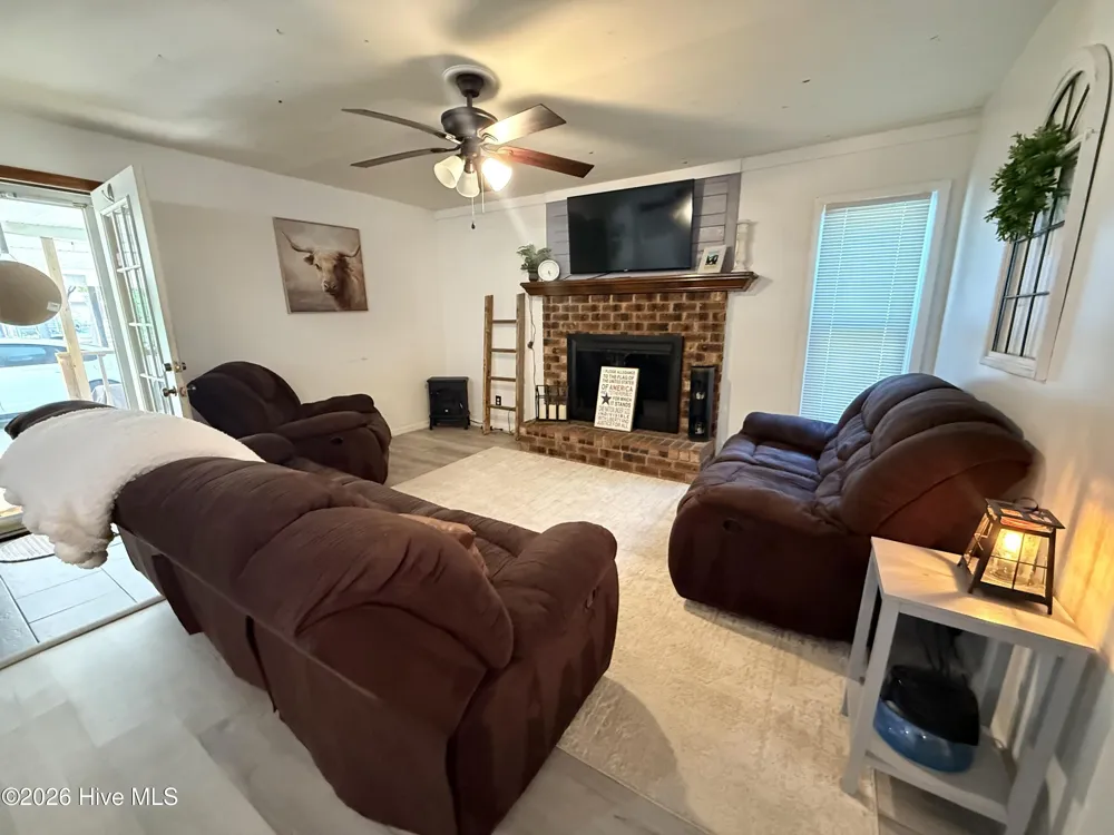 12040 Mccormick Drive Maxton, NC 28364