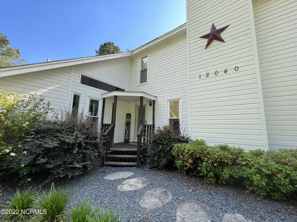 12040 Mccormick Drive Maxton, NC 28364