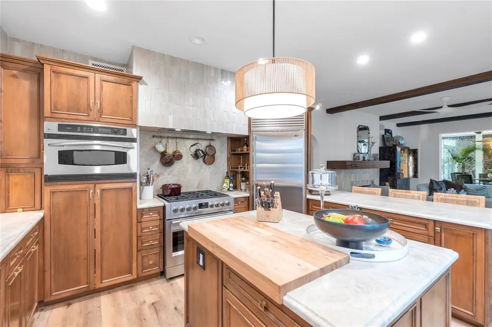 1864 CLEMATIS ST STREET Sarasota, FL 34239