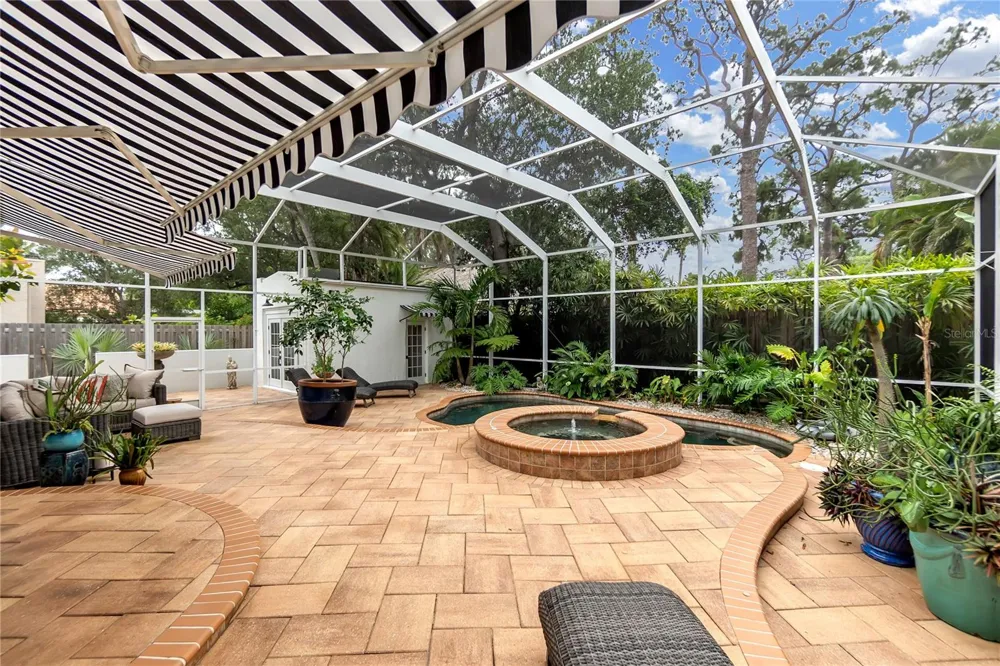 1864 CLEMATIS ST STREET Sarasota, FL 34239