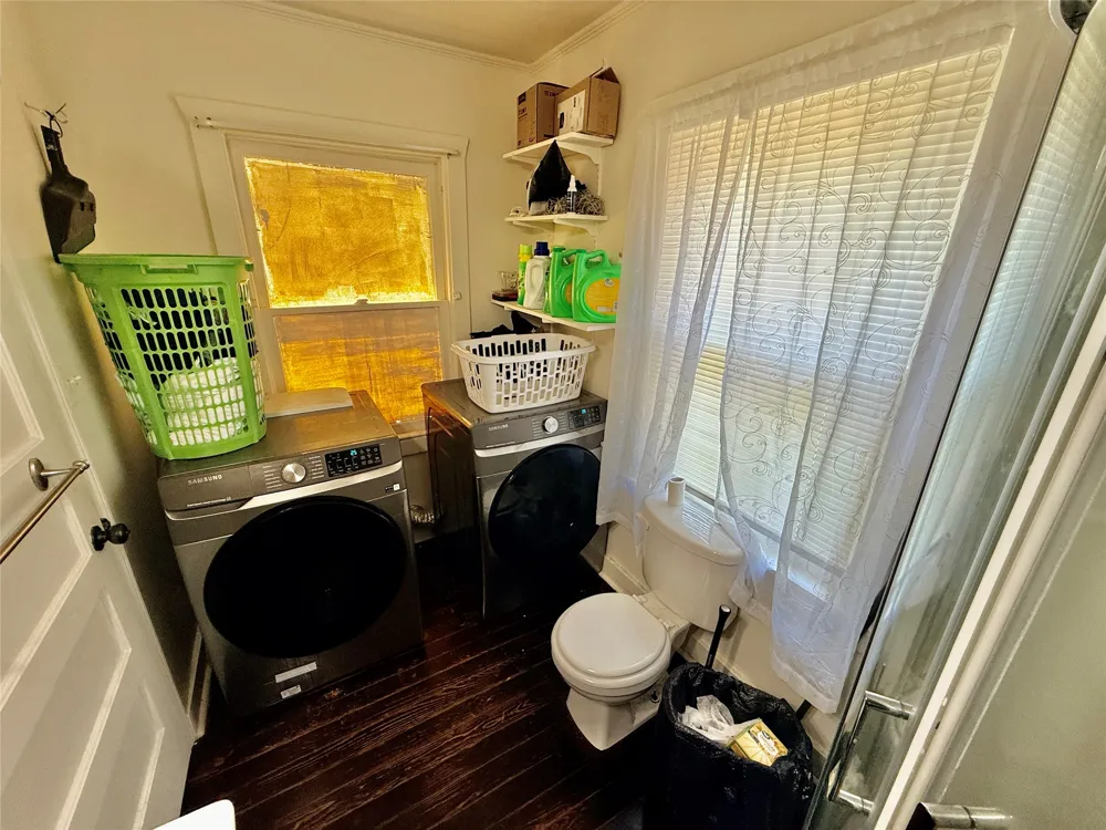 922 Plum Street Graham, TX 76450