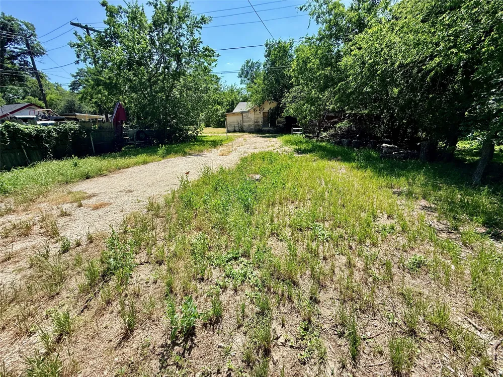 922 Plum Street Graham, TX 76450