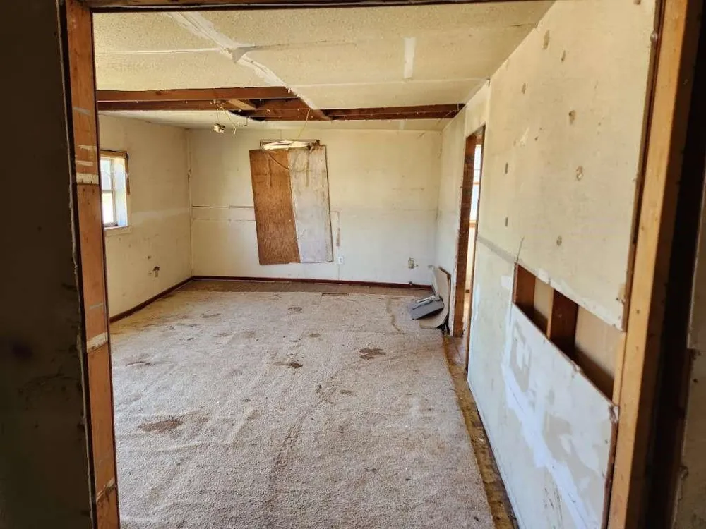 1029 Avenue J Tahoka, TX 79373