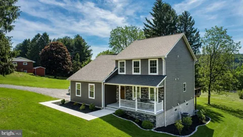 428 SAM SNEAD CIRCLE