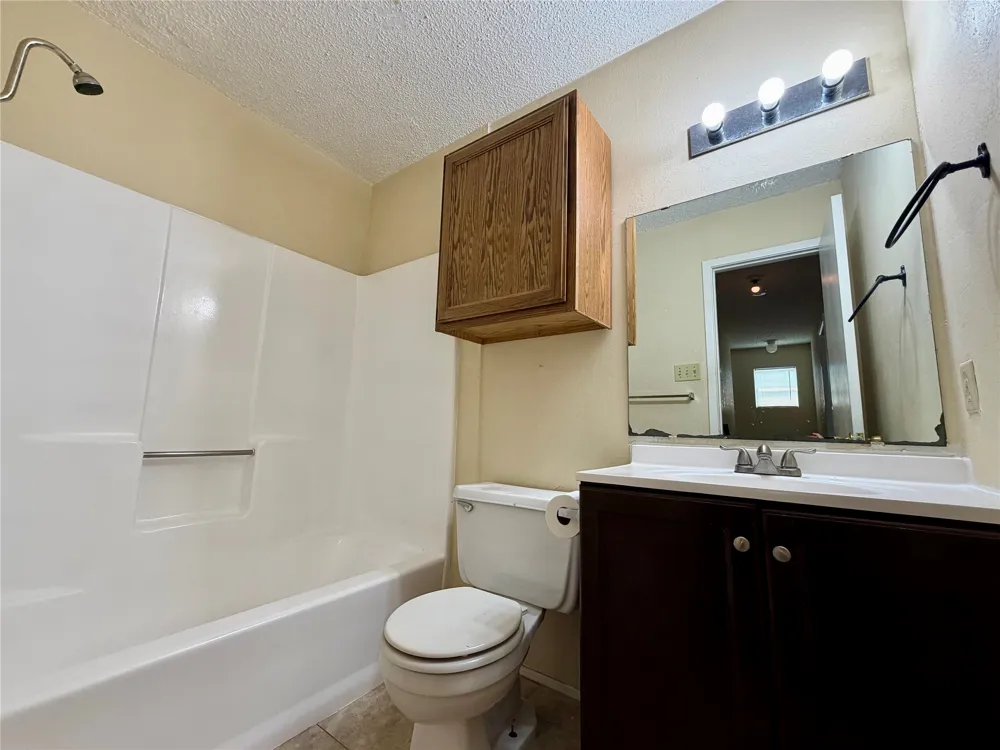 1301 Lovell Drive Arlington, TX 76012