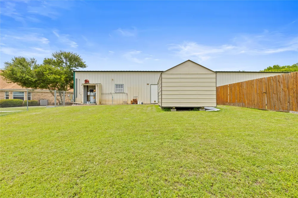 414 County Road 437 Eddy, TX 76524