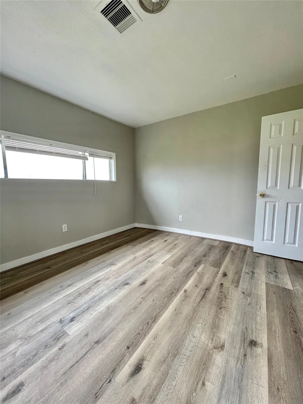 327 W 7th Street Freeport, TX 77541