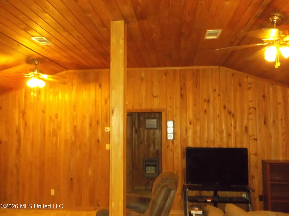 1090 Moak Road Summit, MS 39666