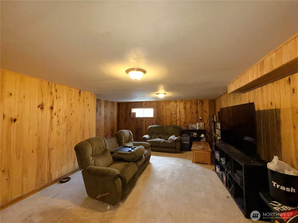 1742 Toroda Creek Road Wauconda, WA 98859