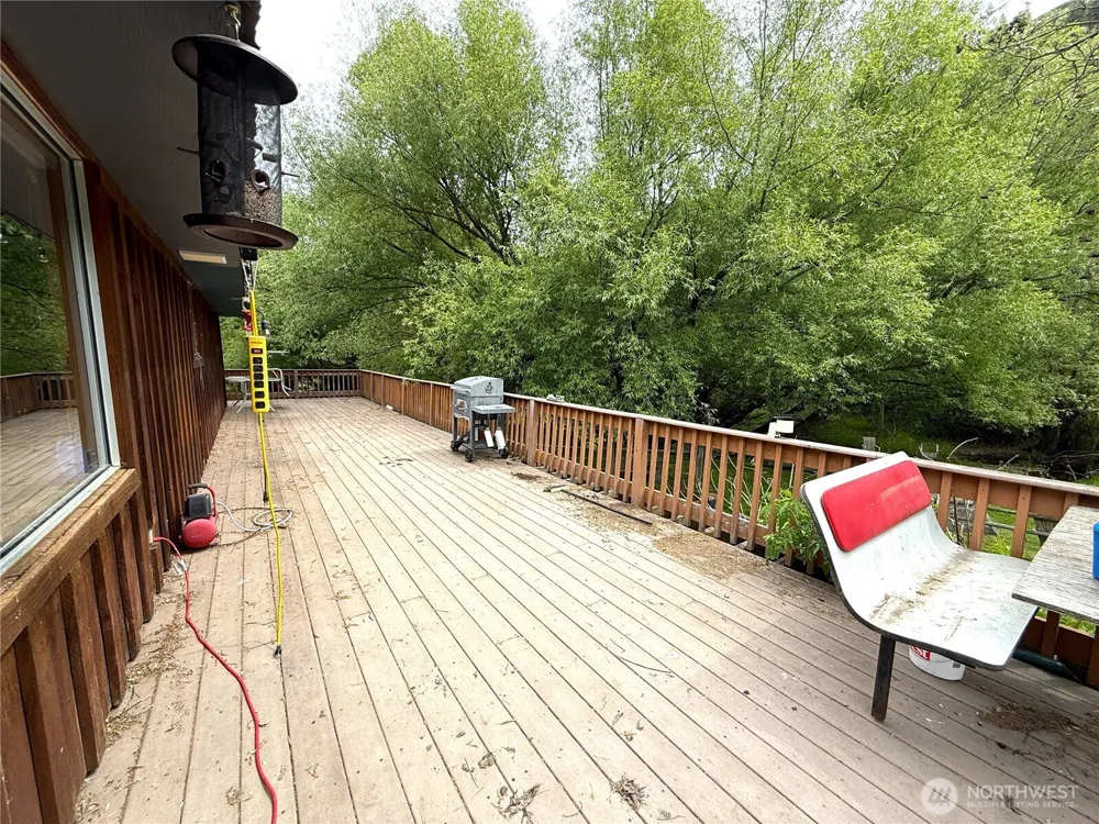1742 Toroda Creek Road Wauconda, WA 98859