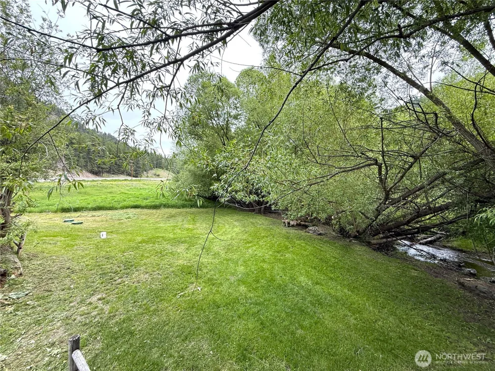 1742 Toroda Creek Road Wauconda, WA 98859