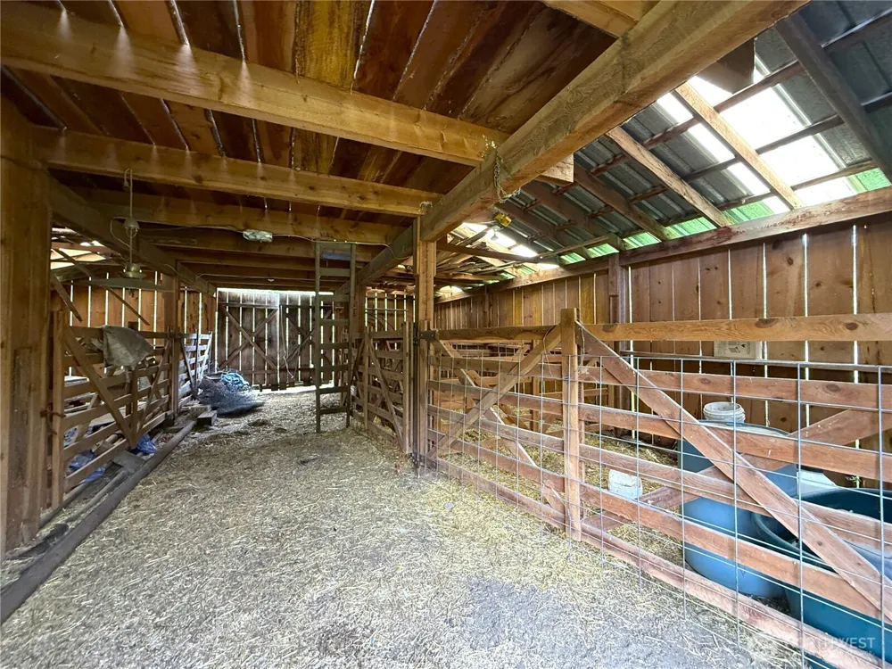 1742 Toroda Creek Road Wauconda, WA 98859
