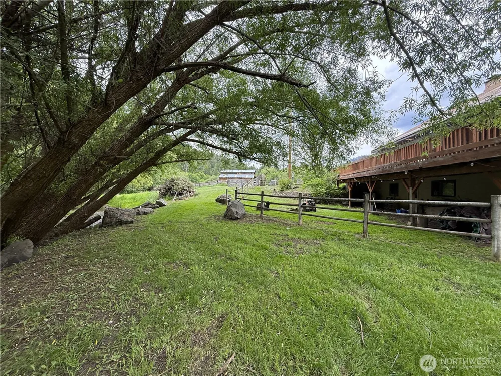 1742 Toroda Creek Road Wauconda, WA 98859
