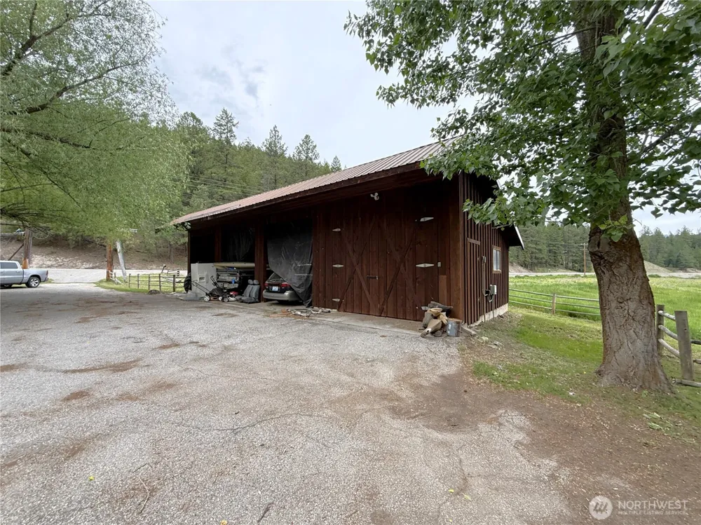 1742 Toroda Creek Road Wauconda, WA 98859