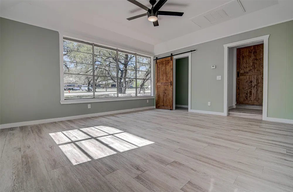 207 Haley Johnson City, TX 78636