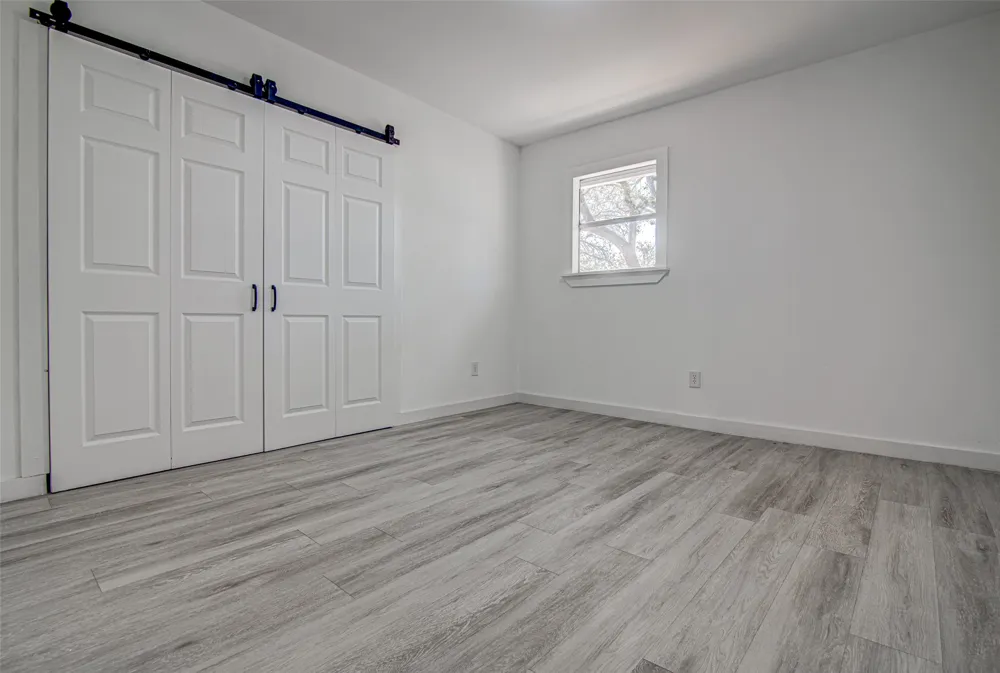 207 Haley Johnson City, TX 78636