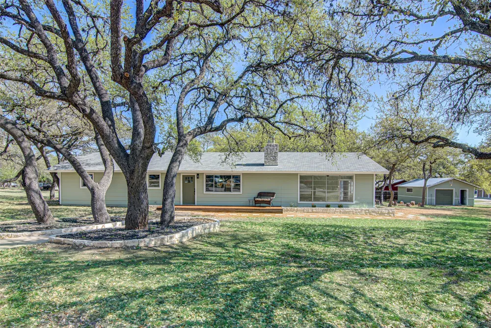 207 Haley Johnson City, TX 78636
