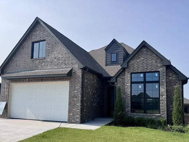 3704 W Laredo Street Broken Arrow, OK 74012
