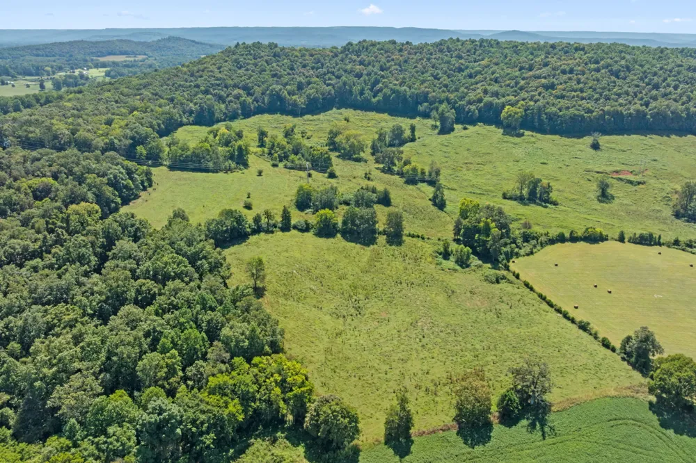 1380 Conrad Templeton Rd Quebeck, TN 38579