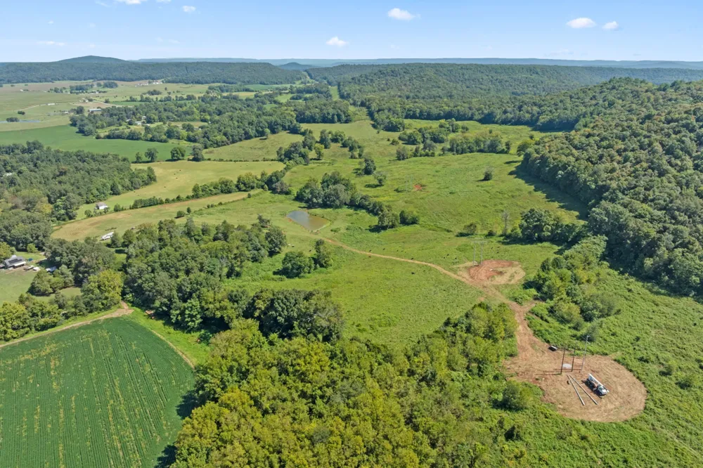 1380 Conrad Templeton Rd Quebeck, TN 38579