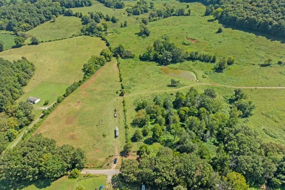 1380 Conrad Templeton Rd Quebeck, TN 38579