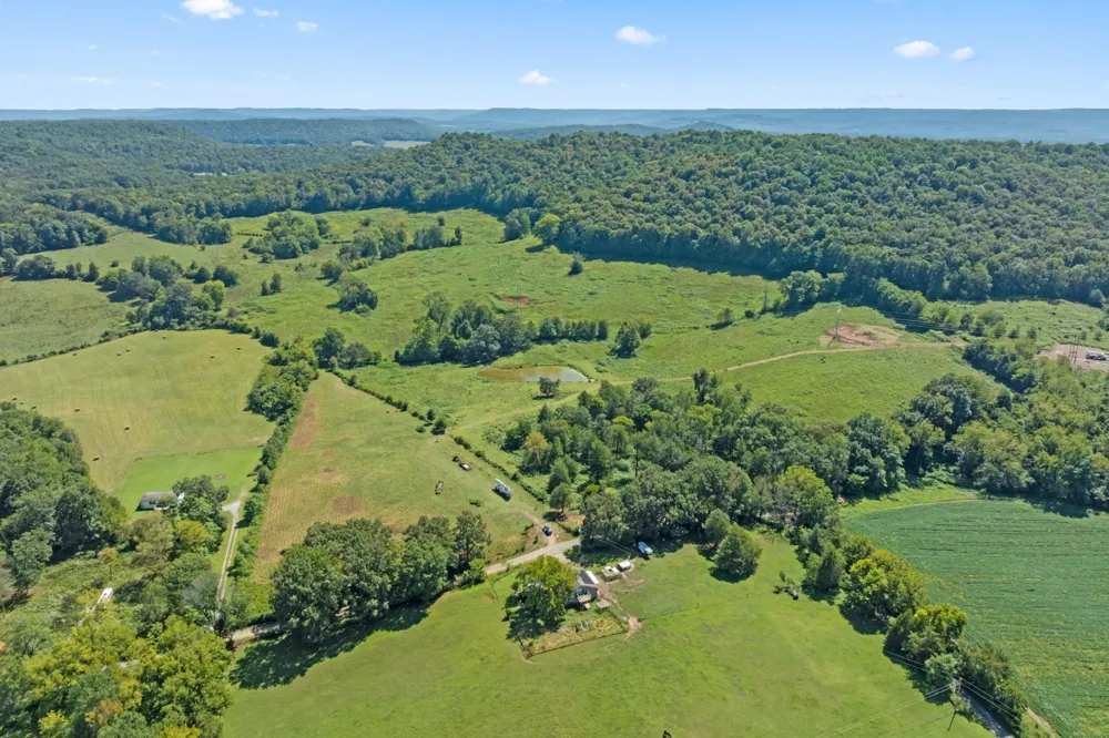 1380 Conrad Templeton Rd Quebeck, TN 38579
