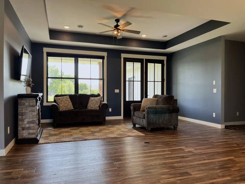 721 St James Circle Litchfield, MN 55355