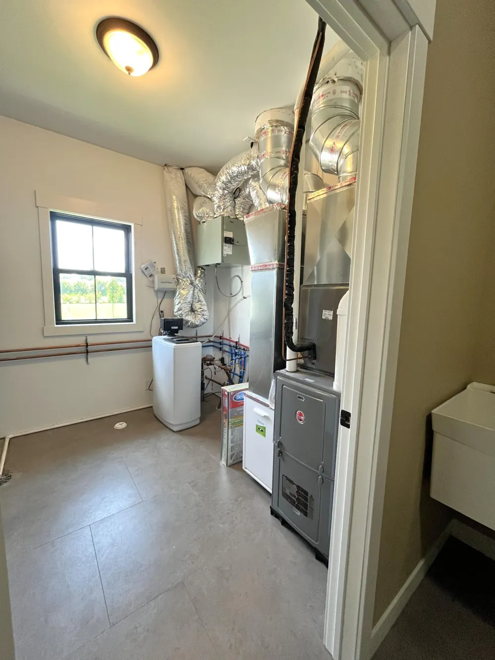 721 St James Circle Litchfield, MN 55355