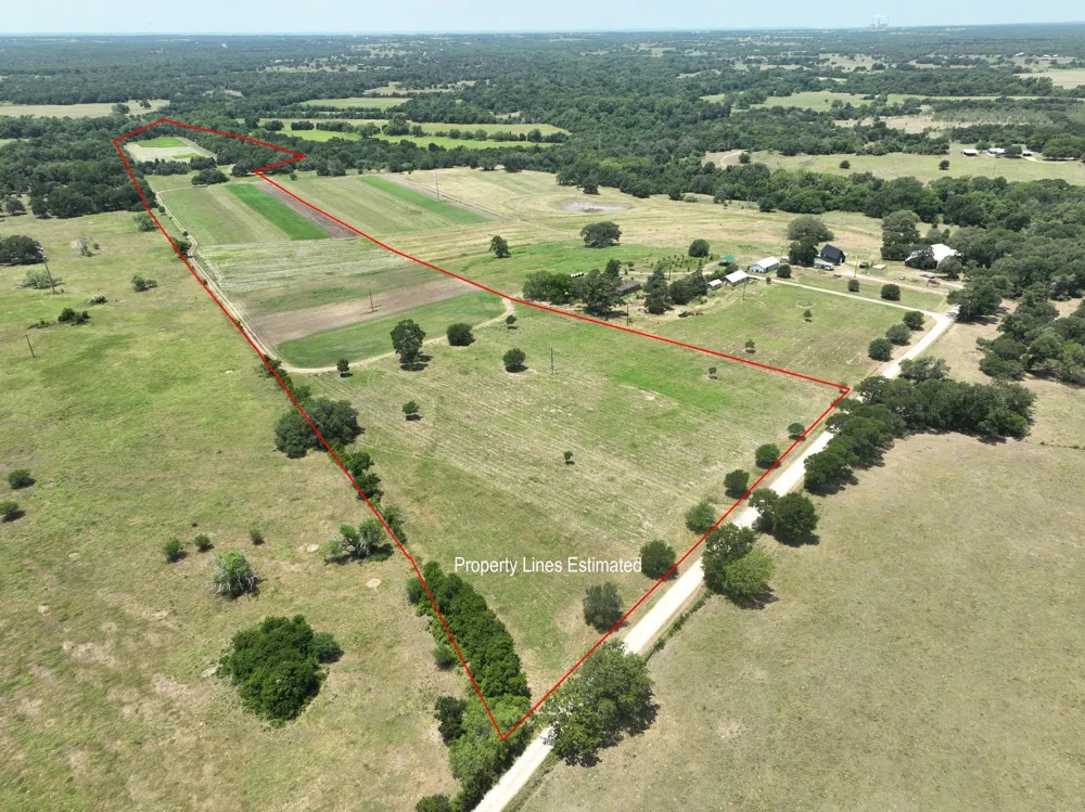 6238 Kovar Road Fayetteville, TX 78940