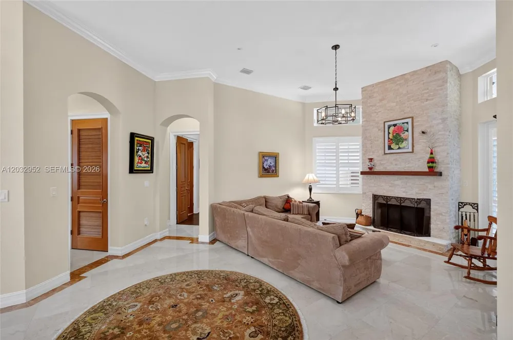 8920 SW 162nd Ter Palmetto Bay, FL 33157