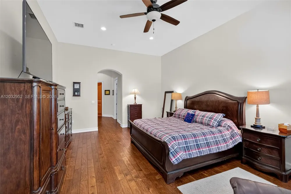 8920 SW 162nd Ter Palmetto Bay, FL 33157