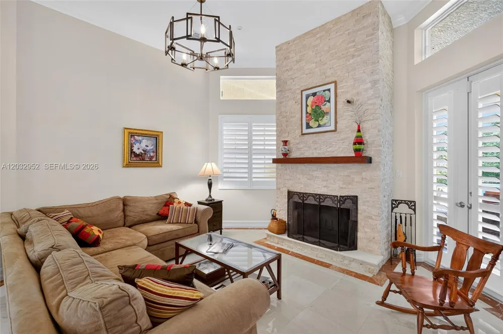 8920 SW 162nd Ter Palmetto Bay, FL 33157