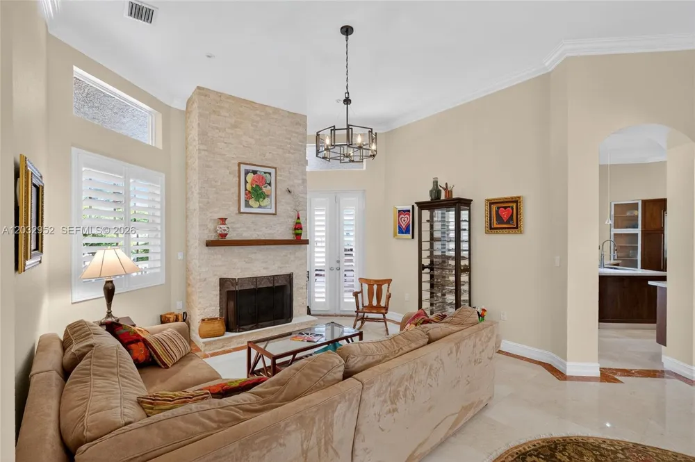 8920 SW 162nd Ter Palmetto Bay, FL 33157