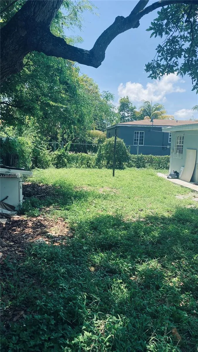 1120 NW 147th St #0 Miami, FL 33168