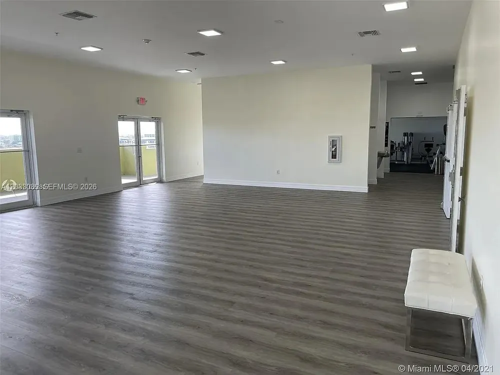 816 NW 11th St #704 Miami, FL 33136