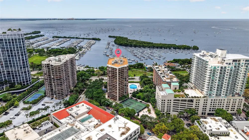 2901 S Bayshore Dr #4A Miami, FL 33133