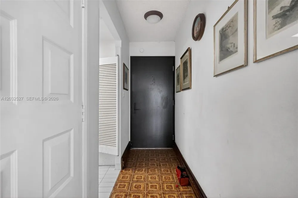 2901 S Bayshore Dr #4A Miami, FL 33133