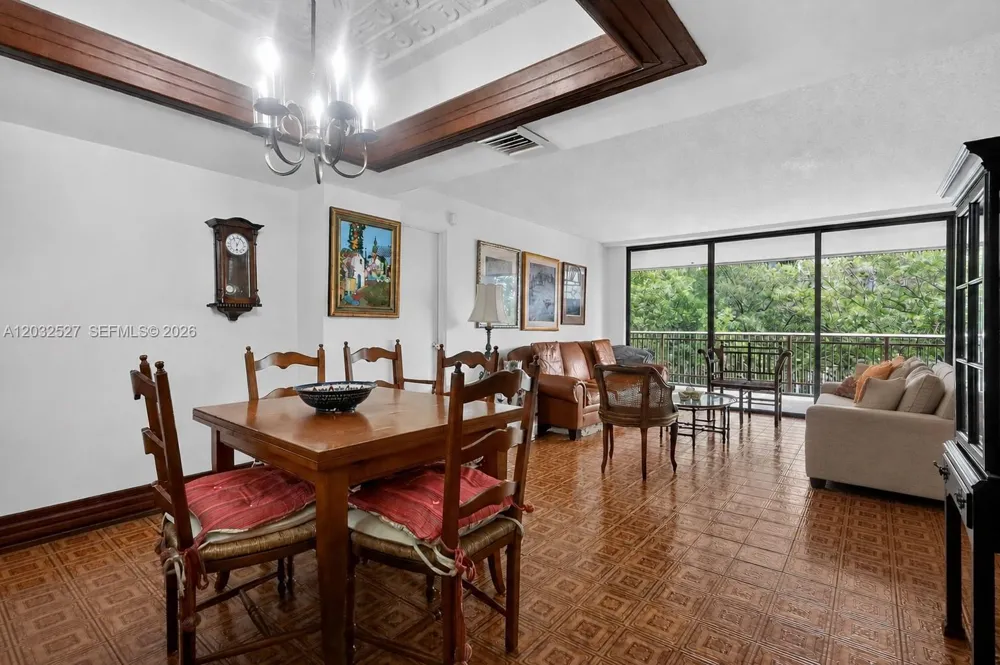 2901 S Bayshore Dr #4A Miami, FL 33133