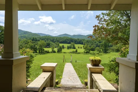 805 Bethabara Road